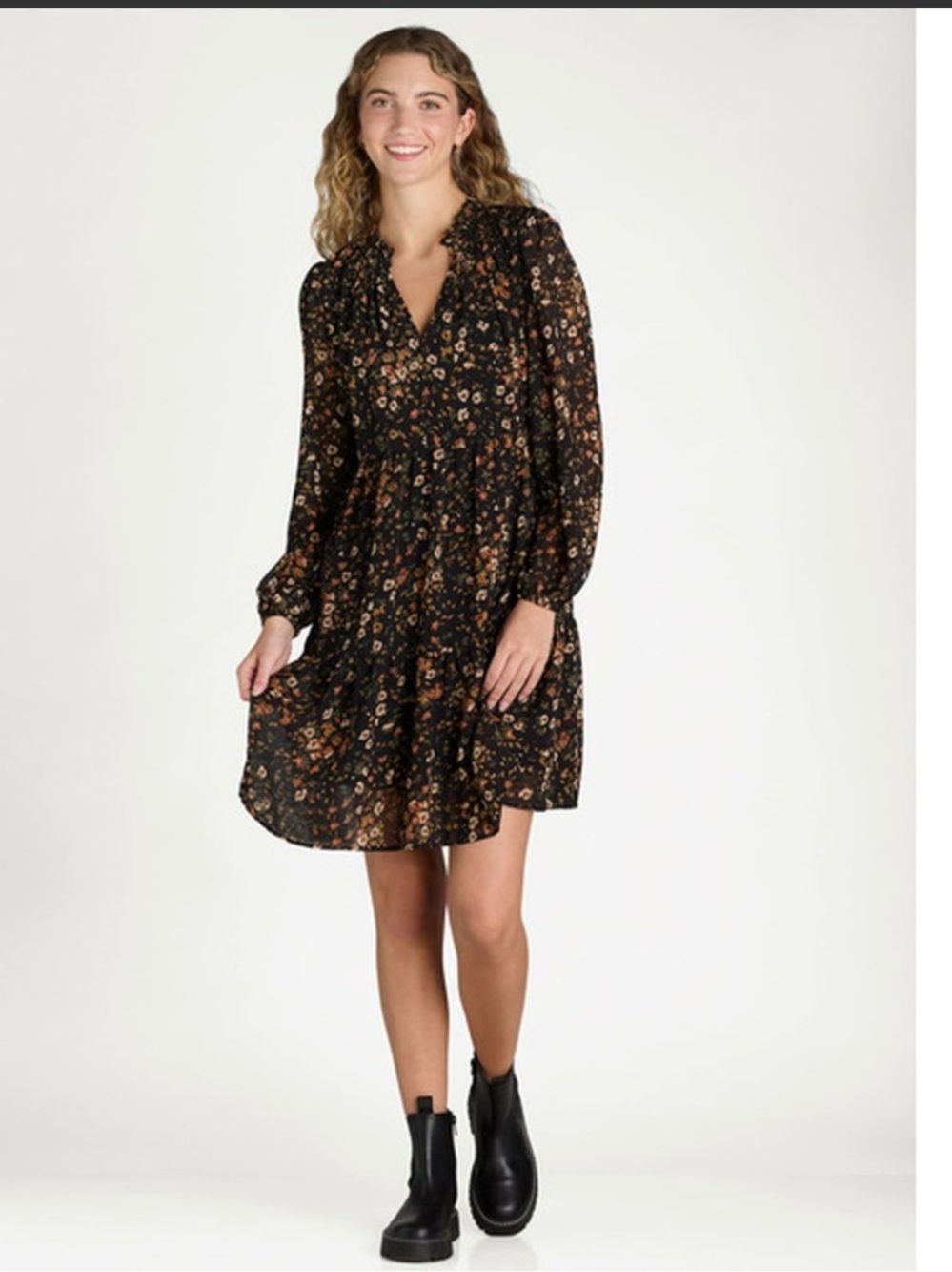 Time and Tru Black Floral Tiered Long-Sleeve Dress